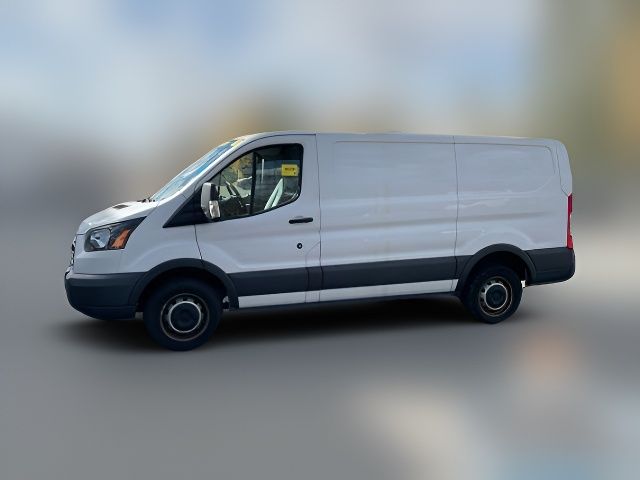 2017 Ford Transit Base