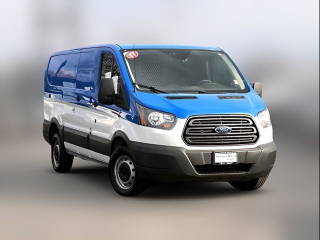 2017 Ford Transit Base