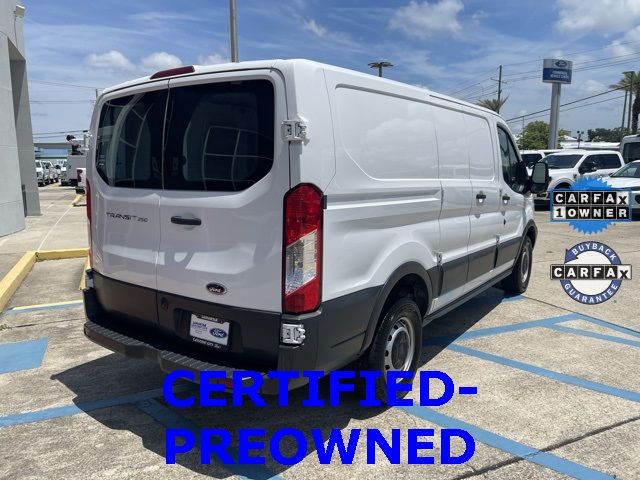 2017 Ford Transit Base