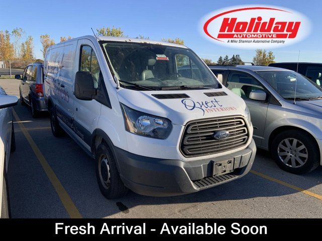 2017 Ford Transit Base