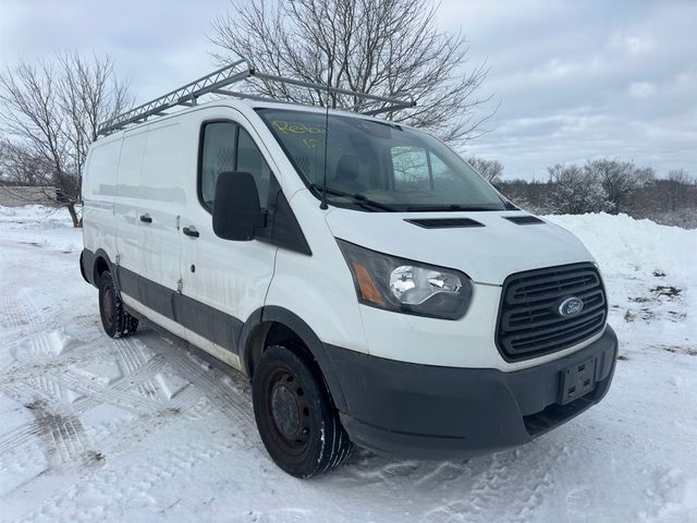 2017 Ford Transit Base