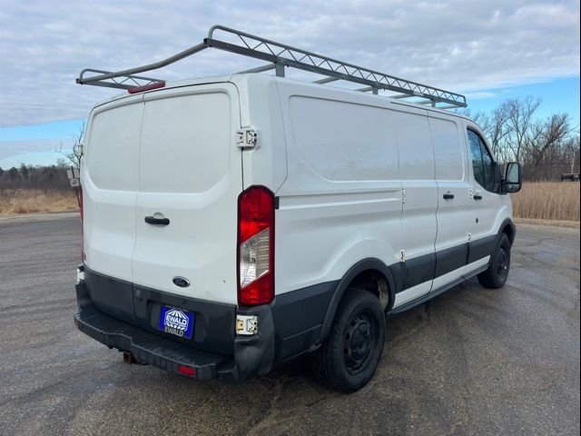 2017 Ford Transit Base