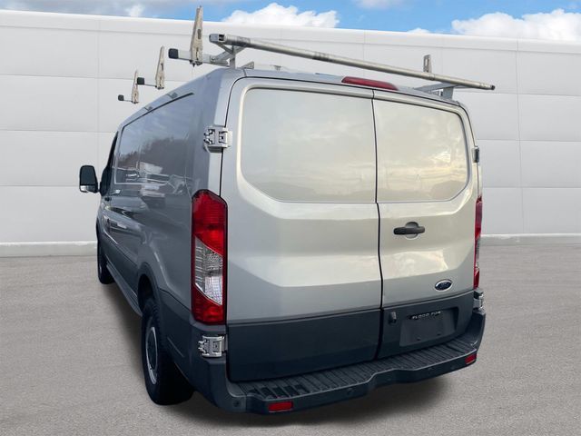 2017 Ford Transit Base