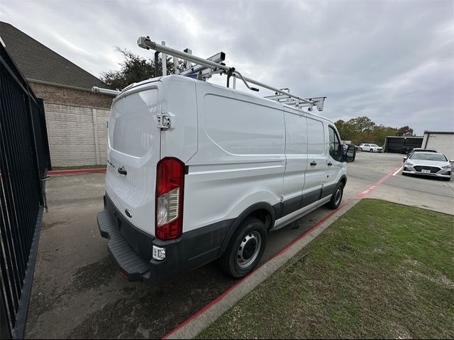 2017 Ford Transit Base