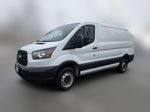 2017 Ford Transit Base