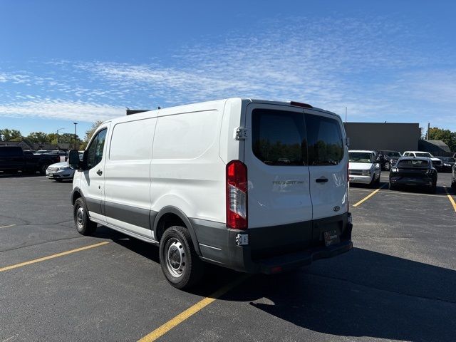 2017 Ford Transit Base