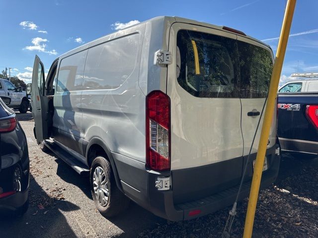 2017 Ford Transit Base