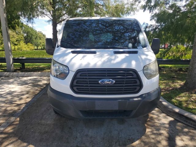 2017 Ford Transit Base