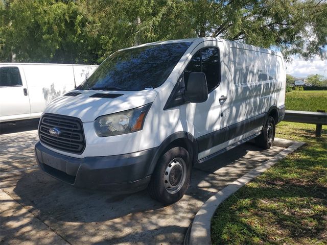 2017 Ford Transit Base