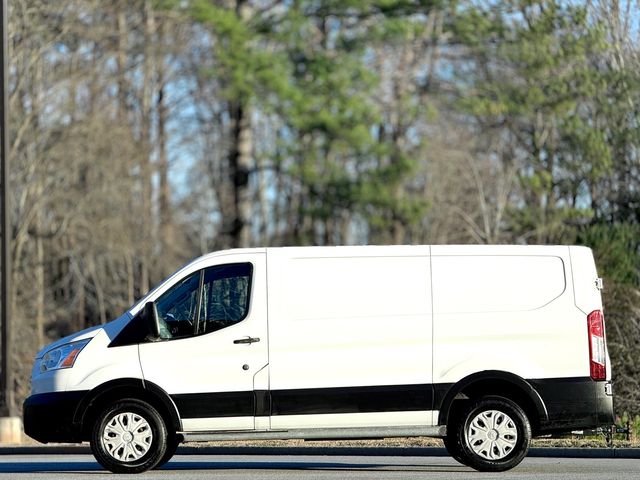 2017 Ford Transit Base