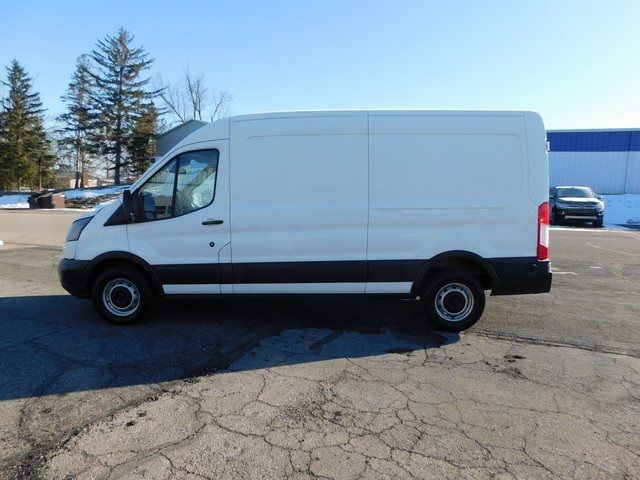 2017 Ford Transit Base