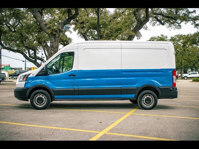 2017 Ford Transit Base