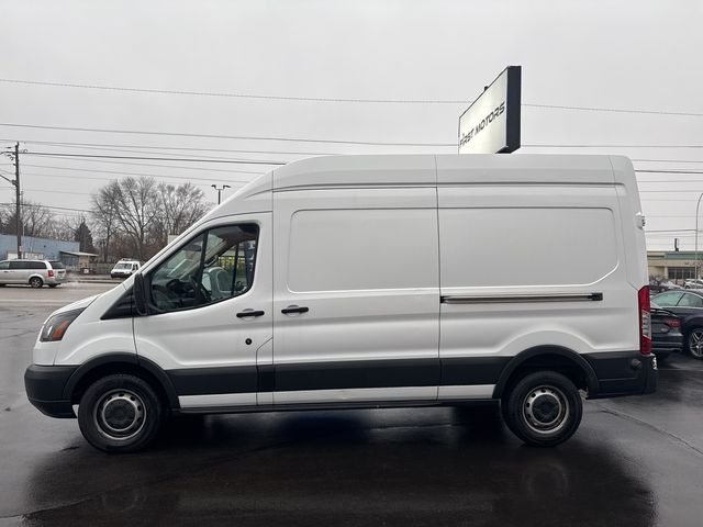 2017 Ford Transit Base