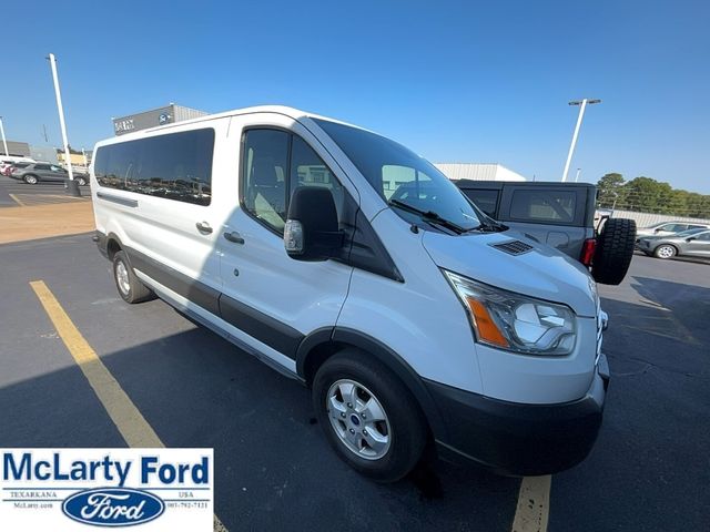 2017 Ford Transit Base