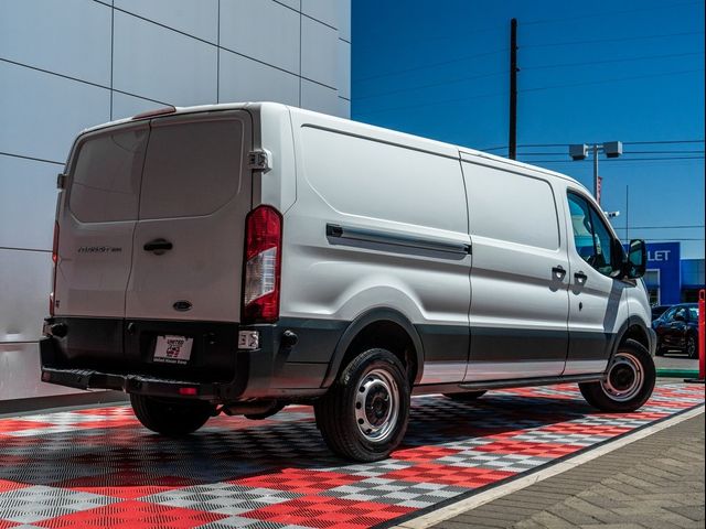 2017 Ford Transit Base