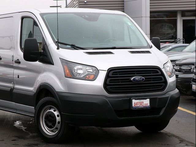 2017 Ford Transit Base