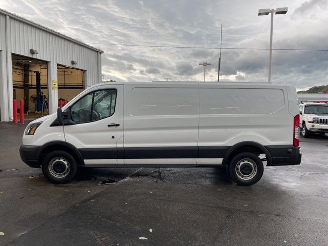 2017 Ford Transit Base