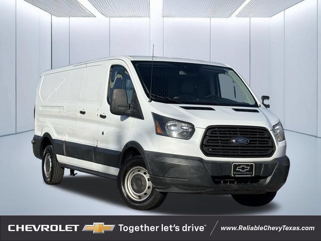 2017 Ford Transit Base