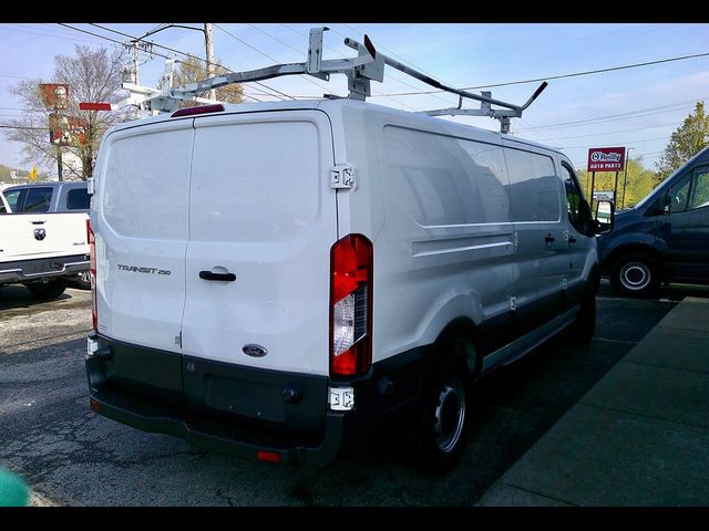 2017 Ford Transit Base