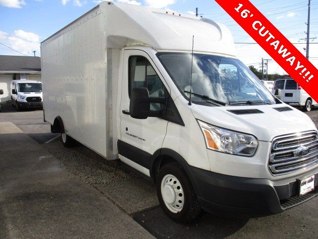 2017 Ford Transit Base