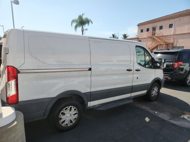 2017 Ford Transit Base