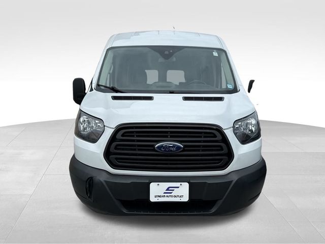 2017 Ford Transit Base