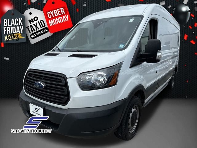 2017 Ford Transit Base