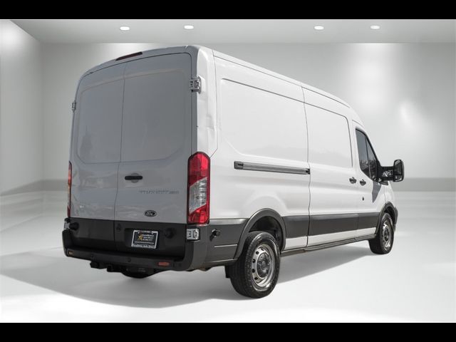 2017 Ford Transit Base