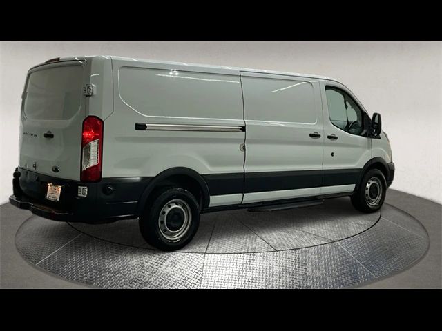 2017 Ford Transit Base