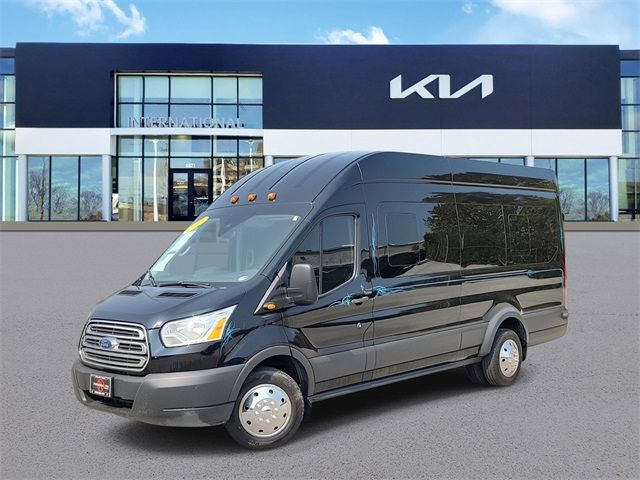 2017 Ford Transit XLT