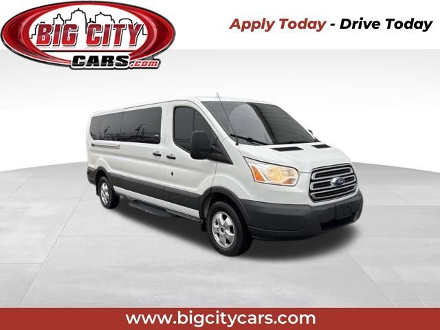 2017 Ford Transit XLT