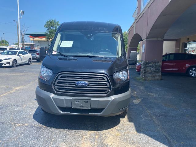 2017 Ford Transit Base