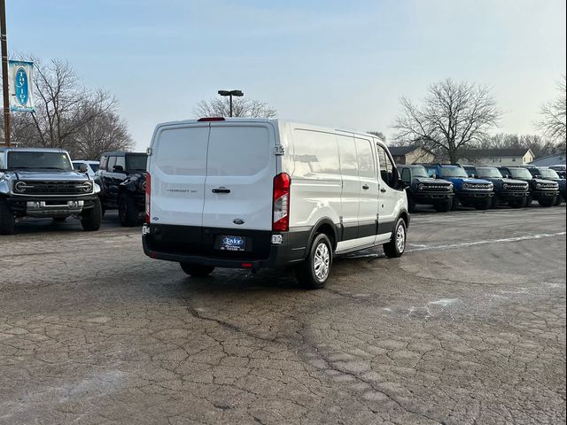 2017 Ford Transit Base