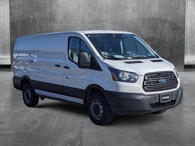 2017 Ford Transit Base