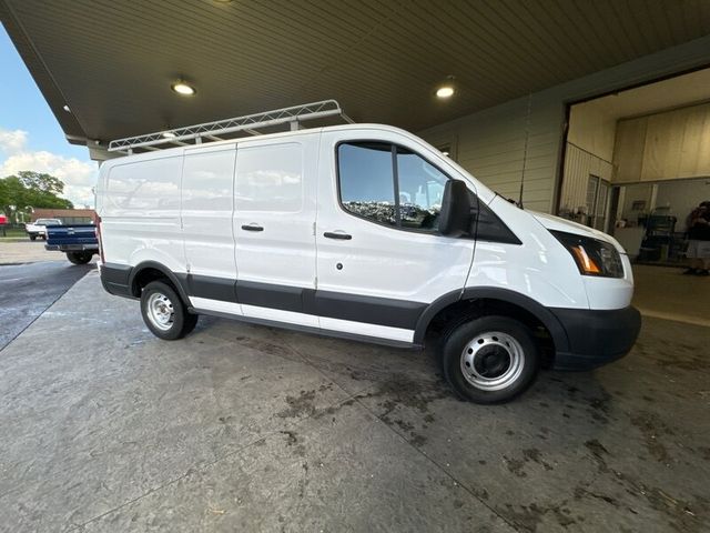 2017 Ford Transit Base