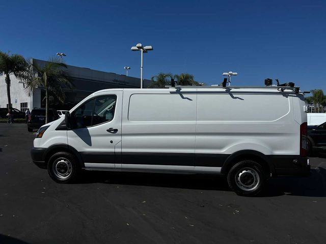 2017 Ford Transit Base