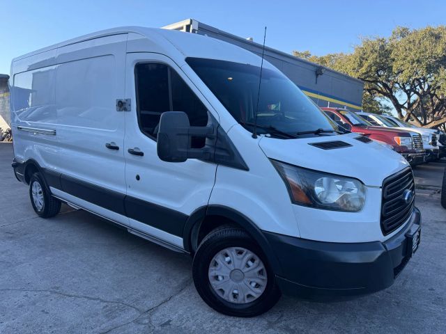 2017 Ford Transit Base