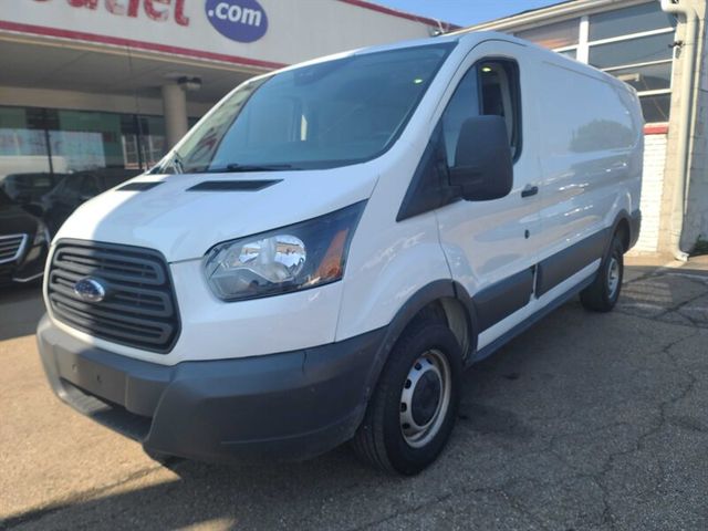 2017 Ford Transit Base