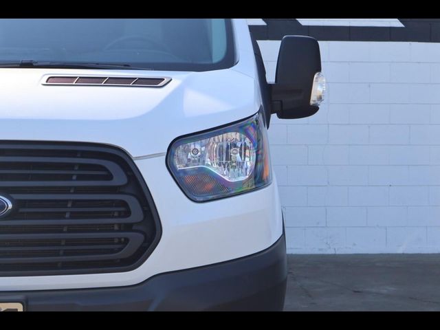 2017 Ford Transit Base