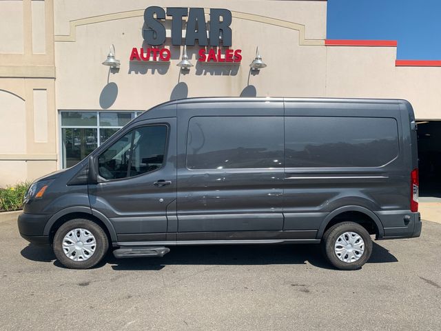 2017 Ford Transit Base