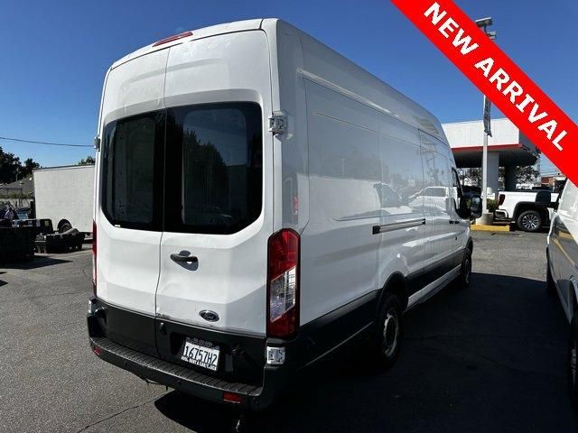 2017 Ford Transit Base