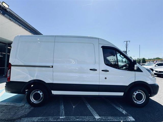 2017 Ford Transit Base