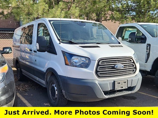 2017 Ford Transit Base