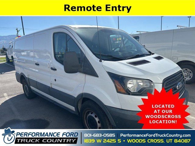 2017 Ford Transit Base