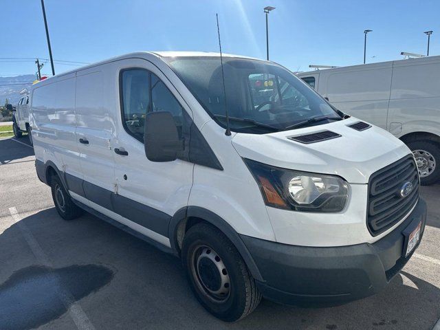 2017 Ford Transit Base