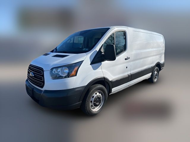 2017 Ford Transit Base