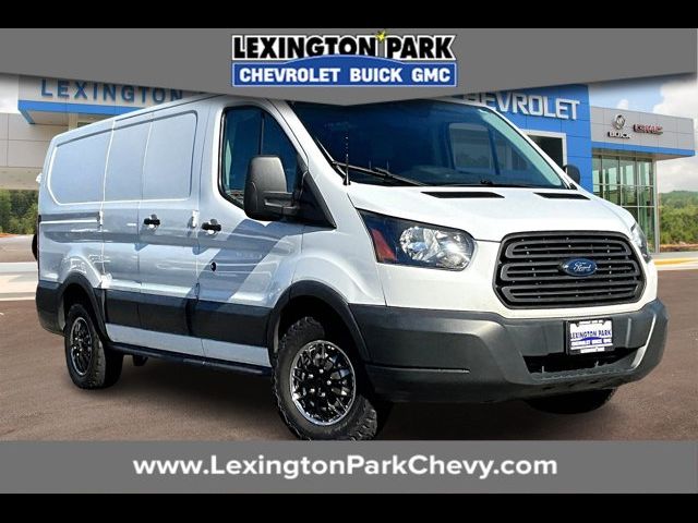 2017 Ford Transit Base