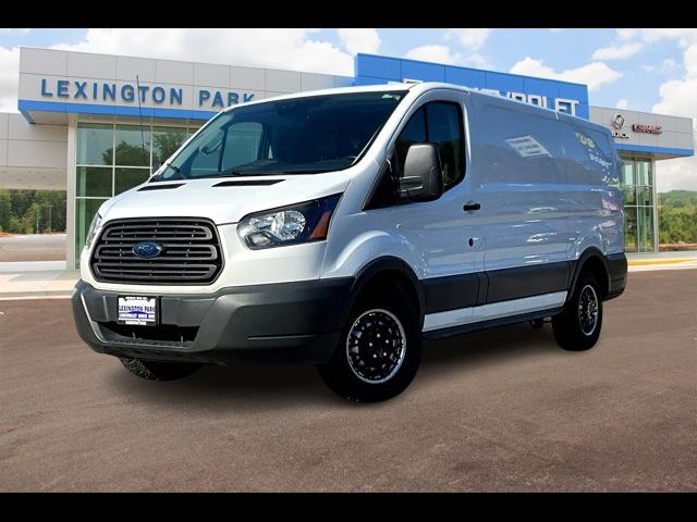 2017 Ford Transit Base