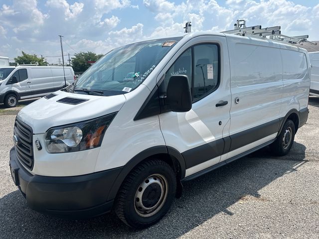 2017 Ford Transit Base