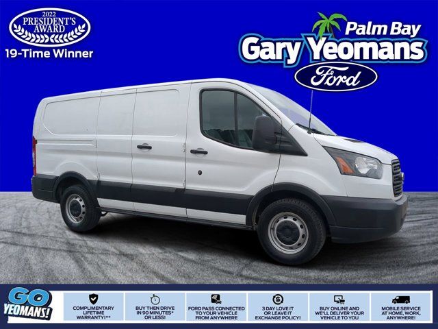 2017 Ford Transit Base